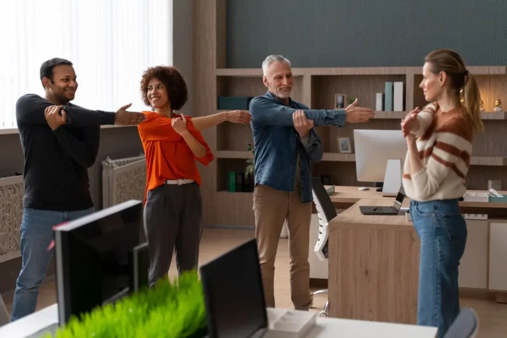 Ginástica Laboral CM Soluções Ergonômicas